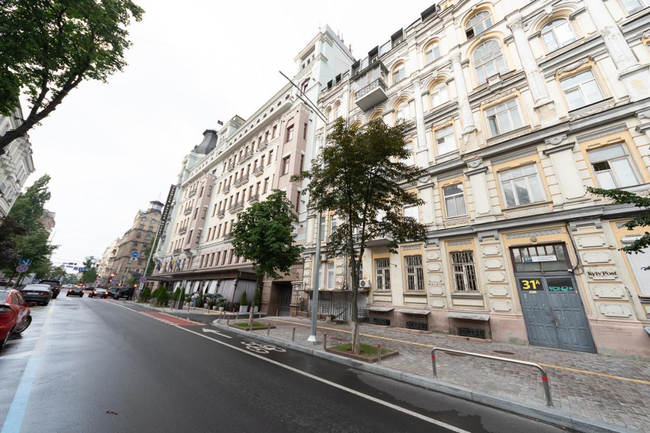 VIP near Premier Palace&Arena city Kiev Exterior foto