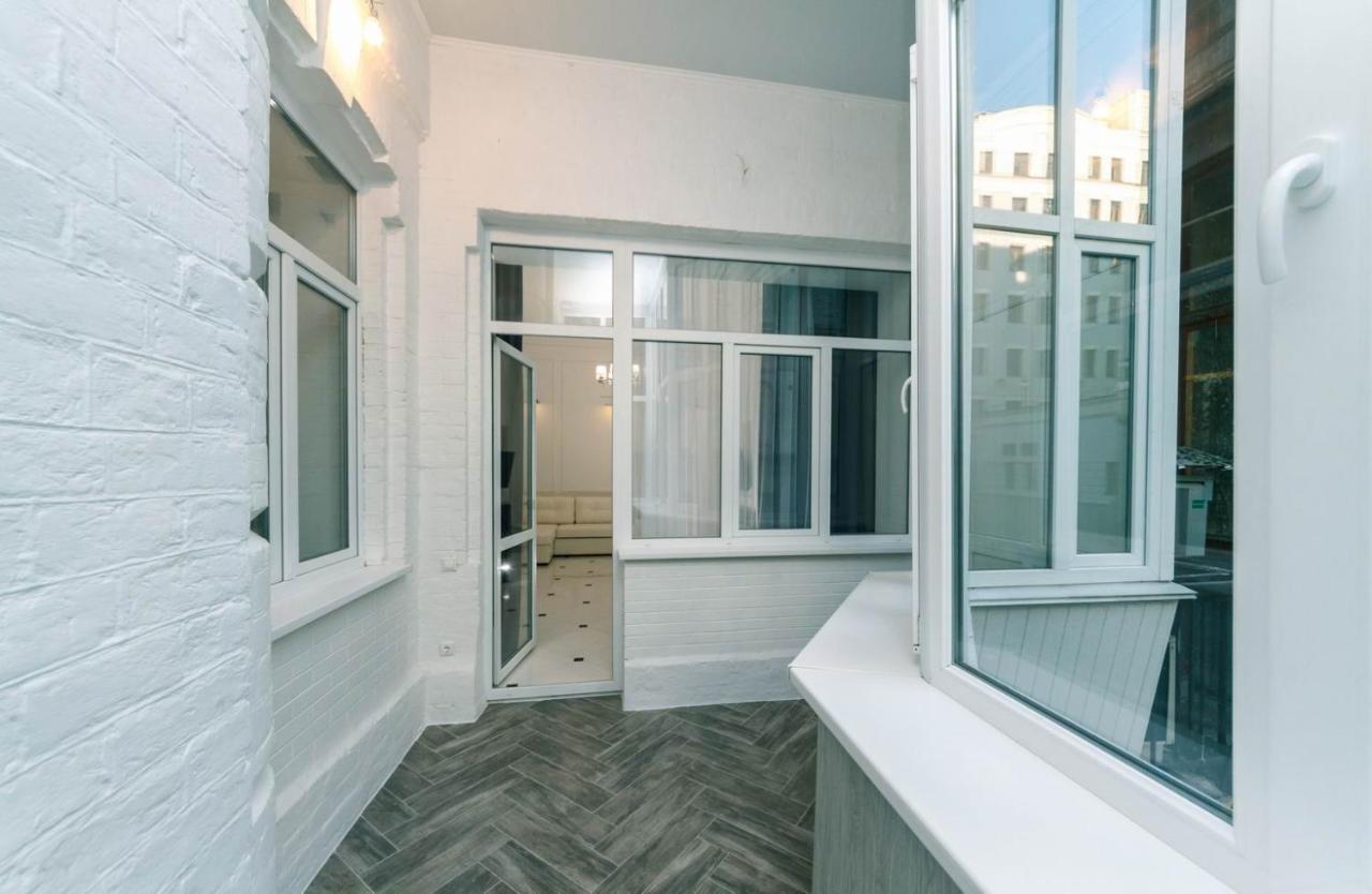 VIP near Premier Palace&Arena city Kiev Exterior foto